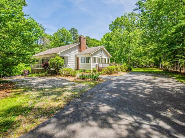 House for sale in Dahlonega, Georgia