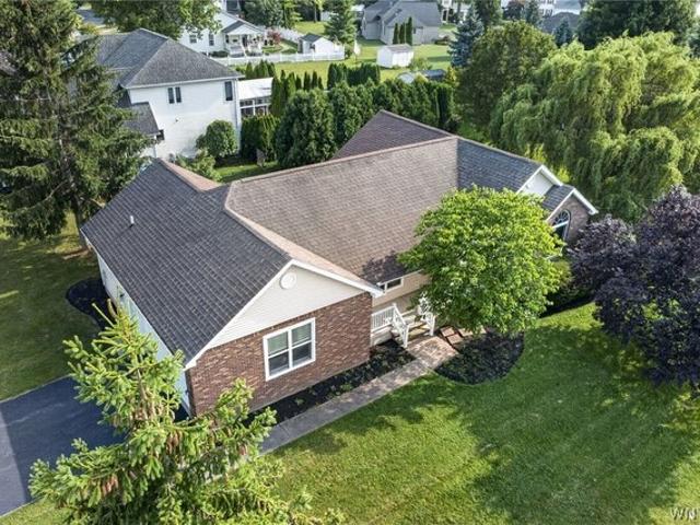 House for sale in Niagara, New York