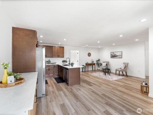House for sale in Shelton, Washington