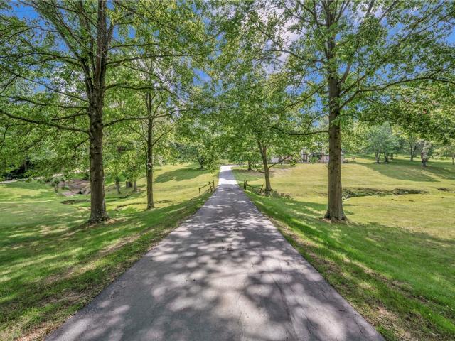 House for sale in Venetia, Pennsylvania