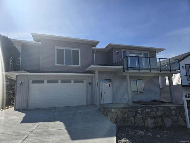 House for sale in Ladysmith, British Columbia