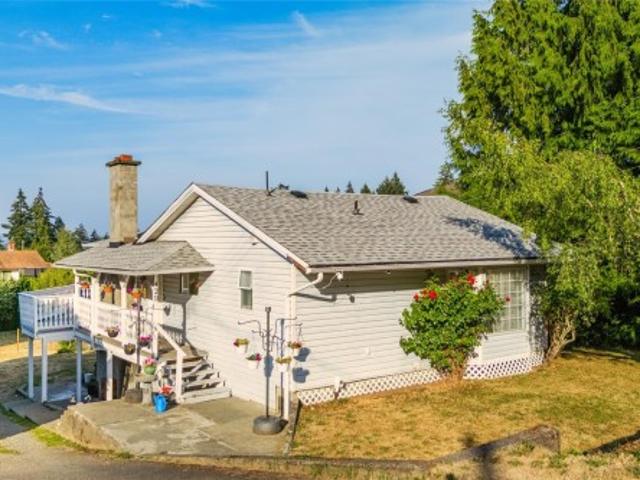 House for sale in Ladysmith, British Columbia