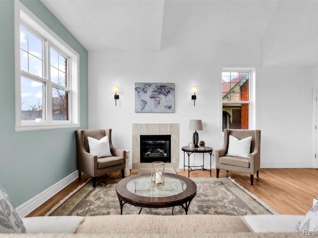 Condo for sale in Detroit, Michigan