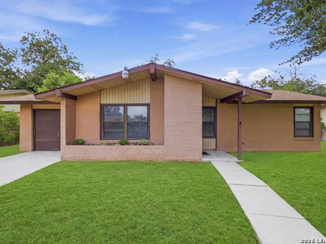 House for sale in Universal City, Texas