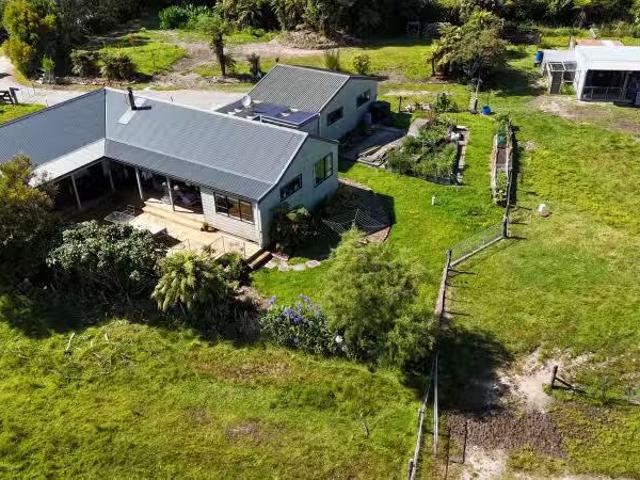 House for sale in Fairdown, West Coast