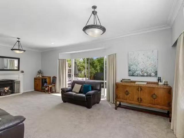 House for sale in Pauatahanui, Wellington