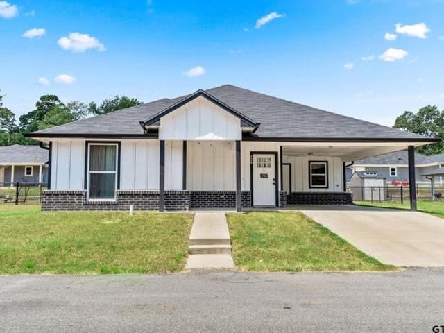 House for sale in Smith, Texas