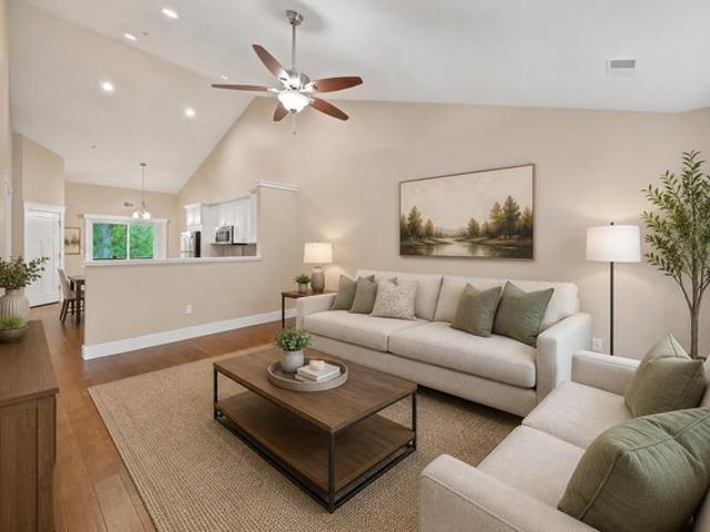 Townhouse for sale in Traverse City, Michigan