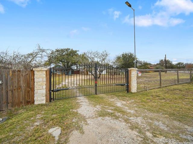 House for sale in Atascosa, Texas
