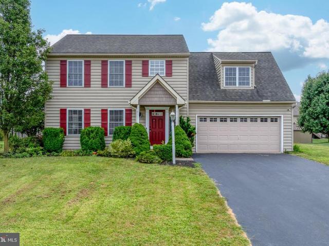 House for sale in Mount Wolf