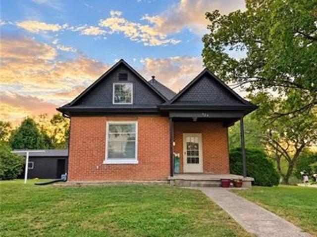 House for sale in Atchison, Atchison County