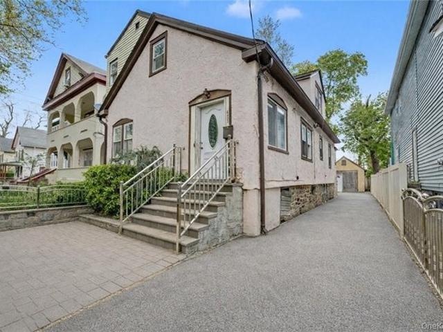 House for sale in Mount Vernon, New York