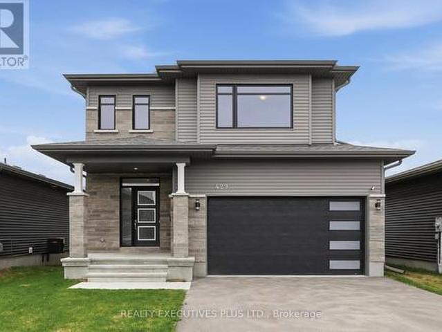 House for sale in Clarence-rockland, Ontario