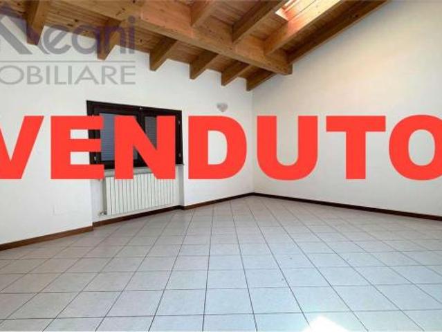 Appartamento in vendita a Casa Cairola, Landriano