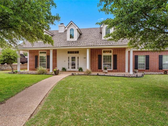 House for sale in Hewitt, Texas