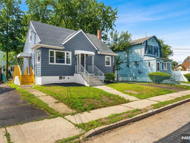 House for sale in Roselle, New Jersey