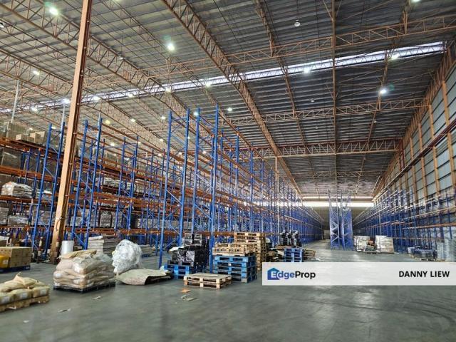 Warehouse for rent in Petaling, Subang Jaya