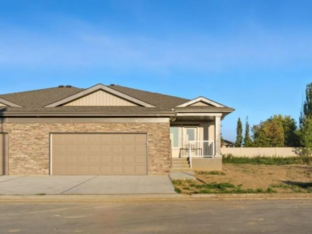Duplex for sale in Spruce Grove, Alberta