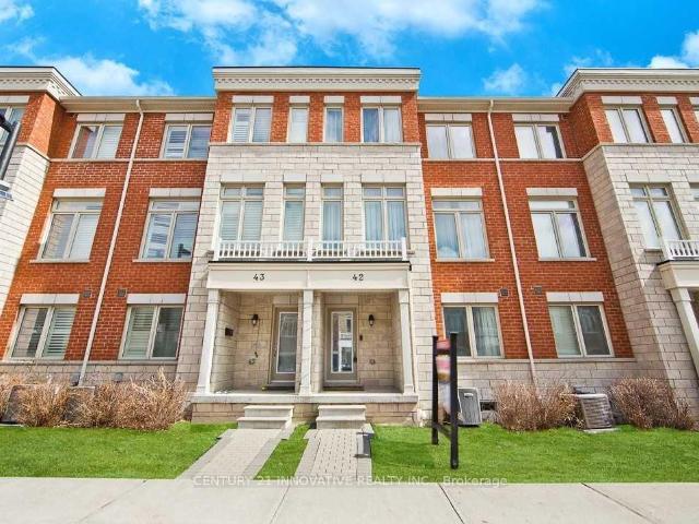 Townhouse for sale in Woburn, Ontario
