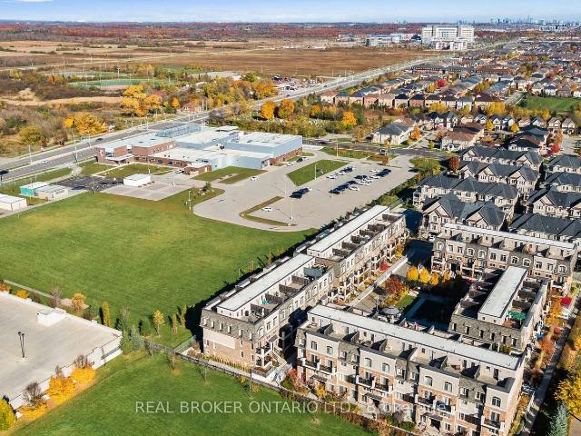 Condo for sale in Oakville, Ontario