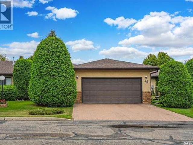 Townhouse for sale in Saskatoon, Saskatchewan