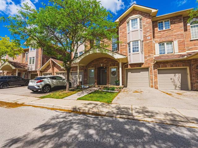 Condo for rent in Woburn, Ontario