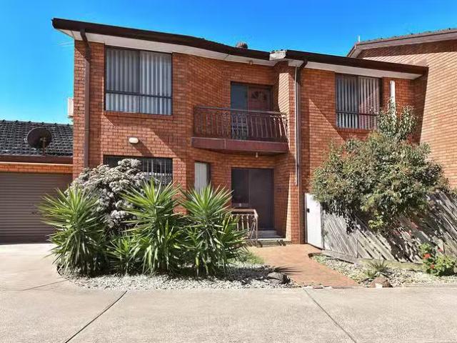 Apartment for rent in Avondale Heights