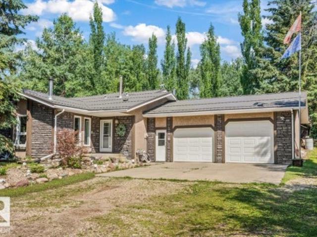 House for sale in Alberta