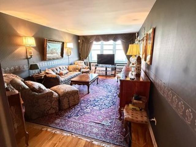 Condo for sale in Queens, Arverne