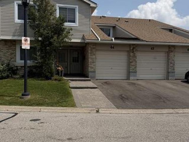 Townhouse for sale in Mississauga, Ontario