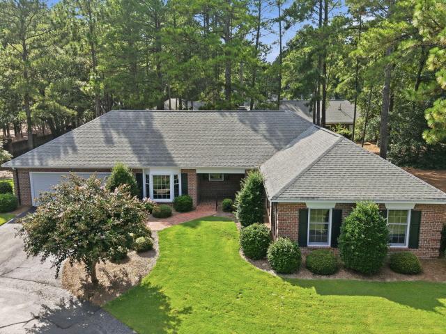 Townhouse for sale in Southern Pines, North Carolina