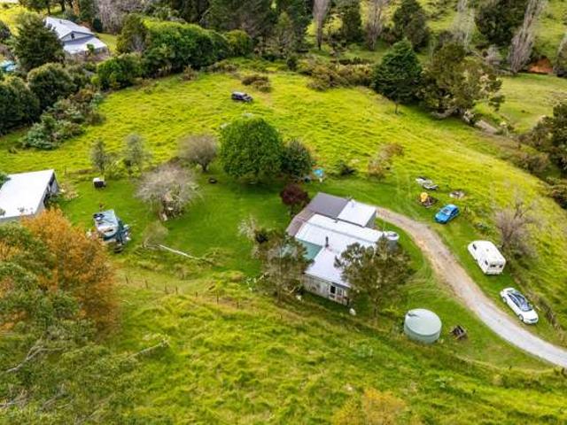 Property for sale in Fairburn, Northland