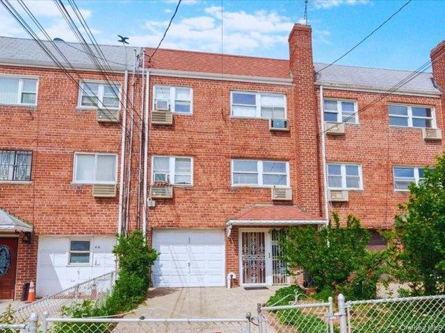 House for sale in Arverne, New York