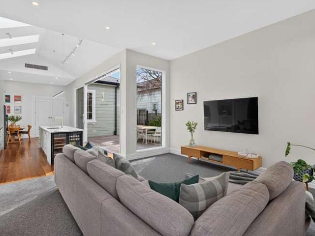 House for sale in Days Bay, Wellington
