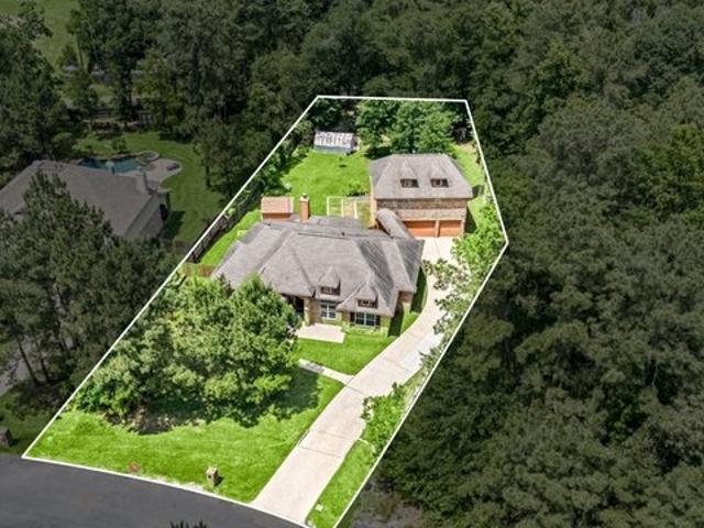 House for sale in Magnolia, Texas