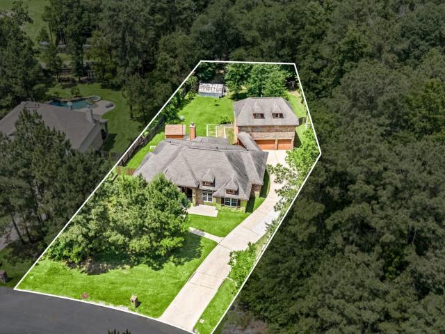 House for sale in Magnolia, Texas