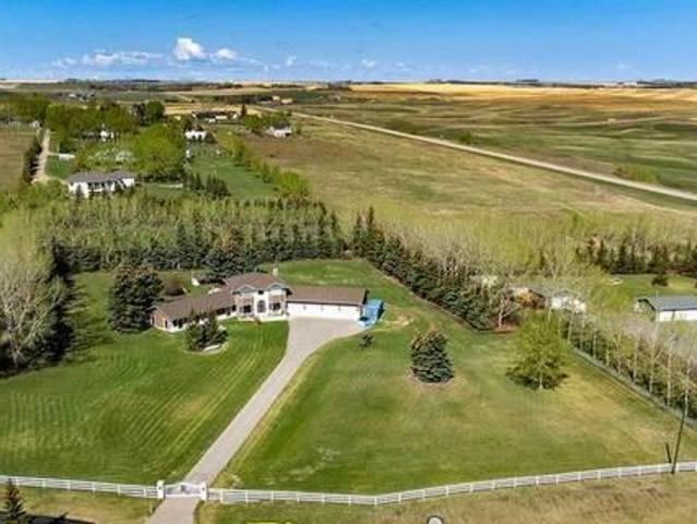 House for sale in Airdrie, Alberta