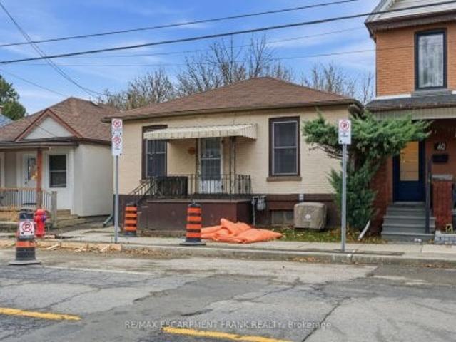 House for sale in Ancaster, Ontario