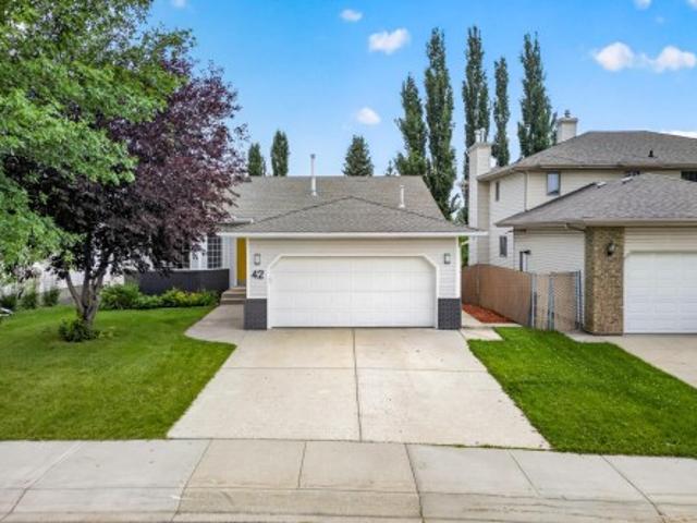 House for sale in Sherwood Park, Alberta