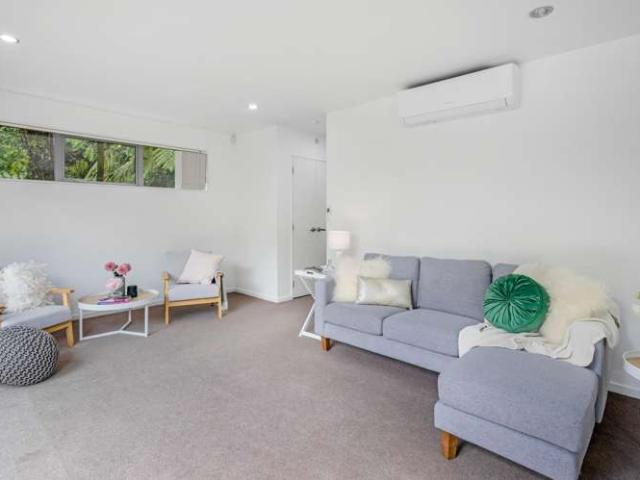 Townhouse for sale in Matata, Wellington