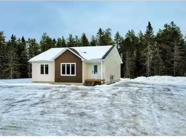 House for sale in Tracadie–sheila, New Brunswick