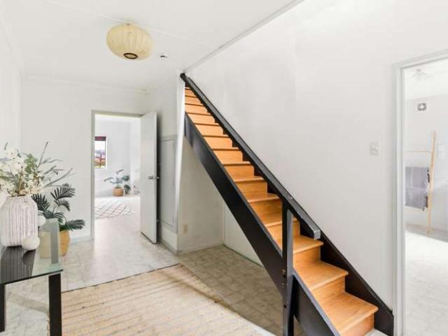 House for sale in Otakou