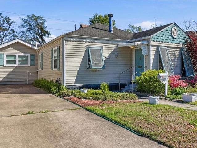House for sale in Canoga Park, California