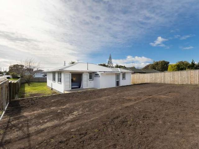 House for sale in Paraparaumu Beach, Paraparaumu