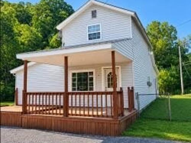 House for sale in Millstone, Letcher County