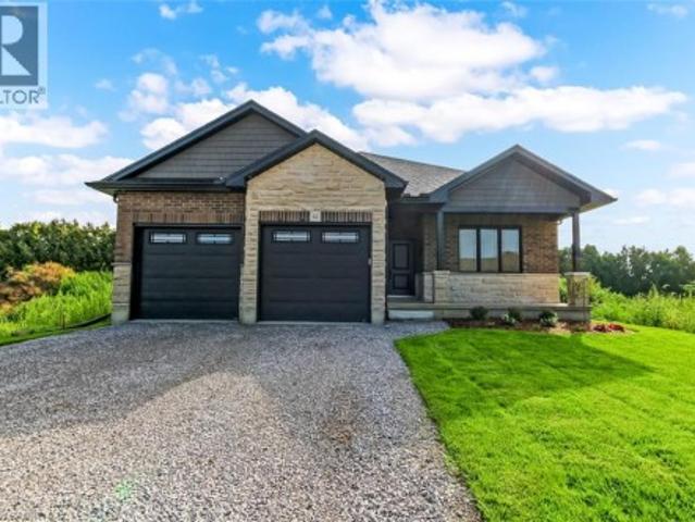 House for sale in Delhi, Ontario
