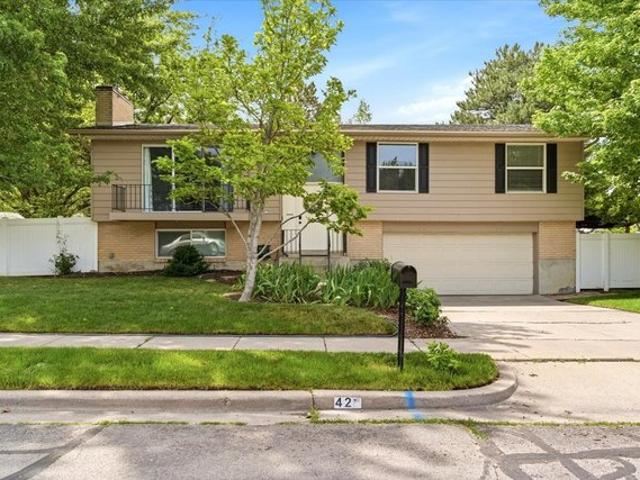 House for sale in Centerville, Utah