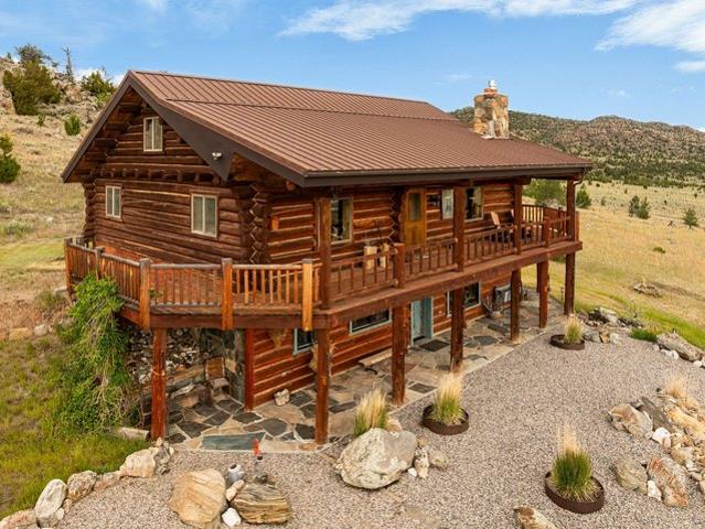 House for sale in Ennis, Montana