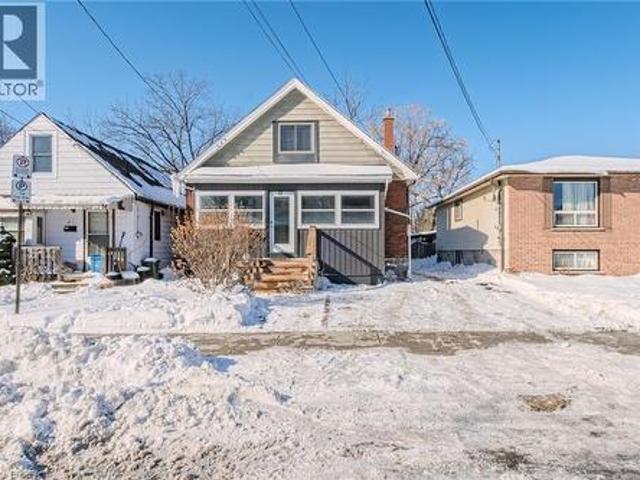 House for sale in Ancaster, Ontario