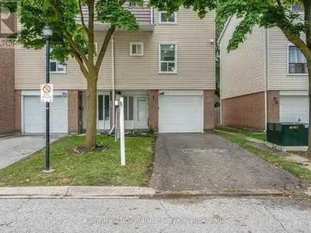 Condo for rent in Georgina, Ontario